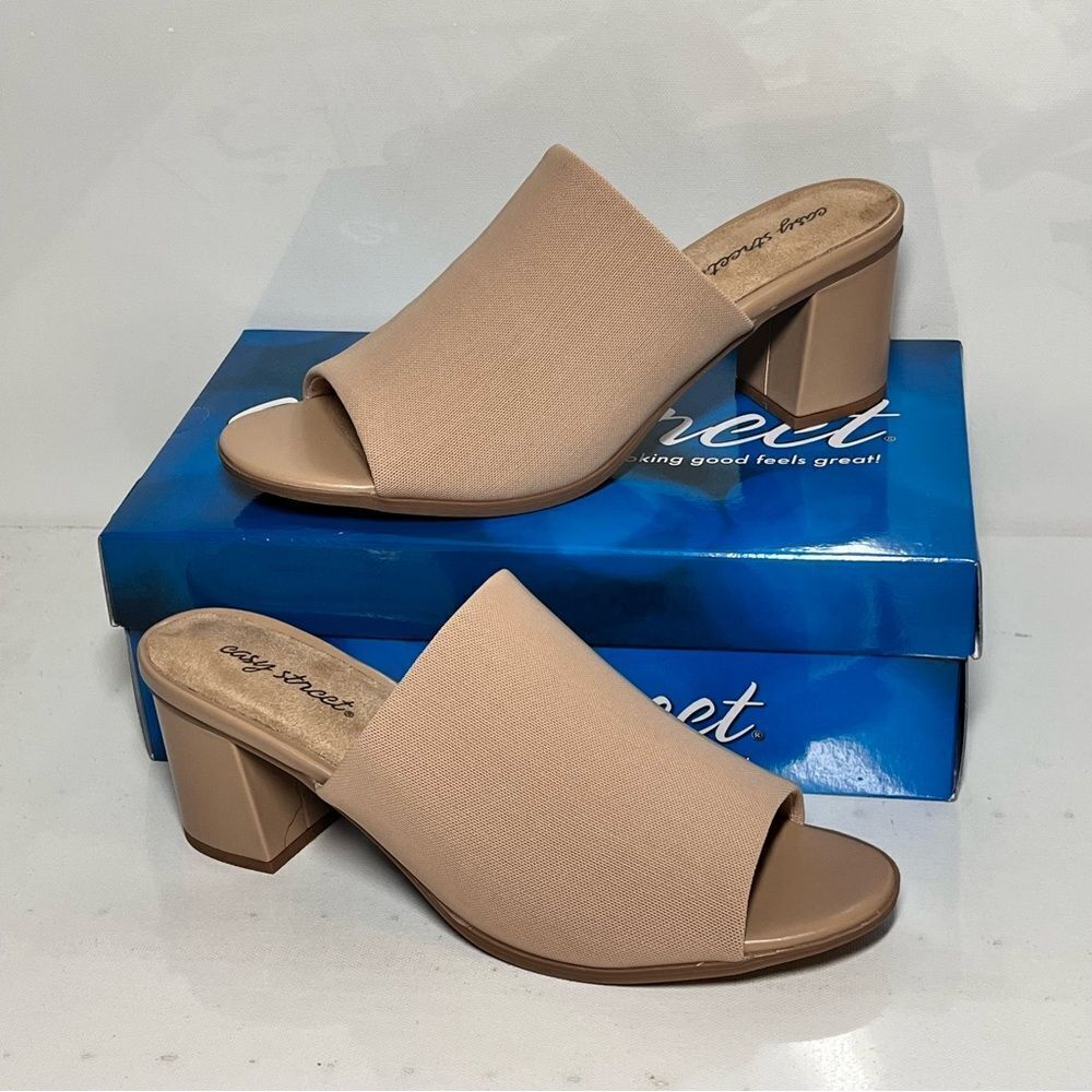 Easy Street Carmella Heeled Mules
